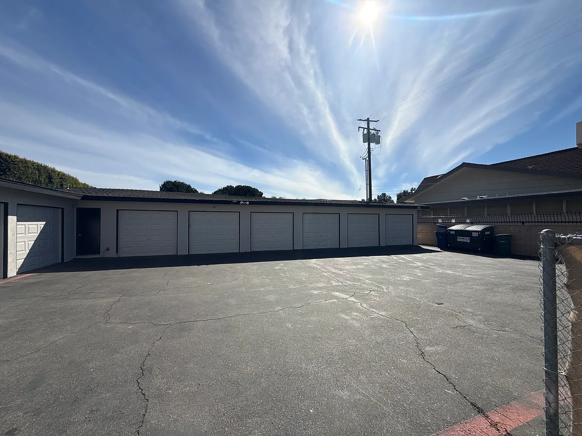 Photo 2 of 17 - 7622 Crescent Ave #6 - Buena Park, CA Building Photo - 7622 Crescent Ave #6