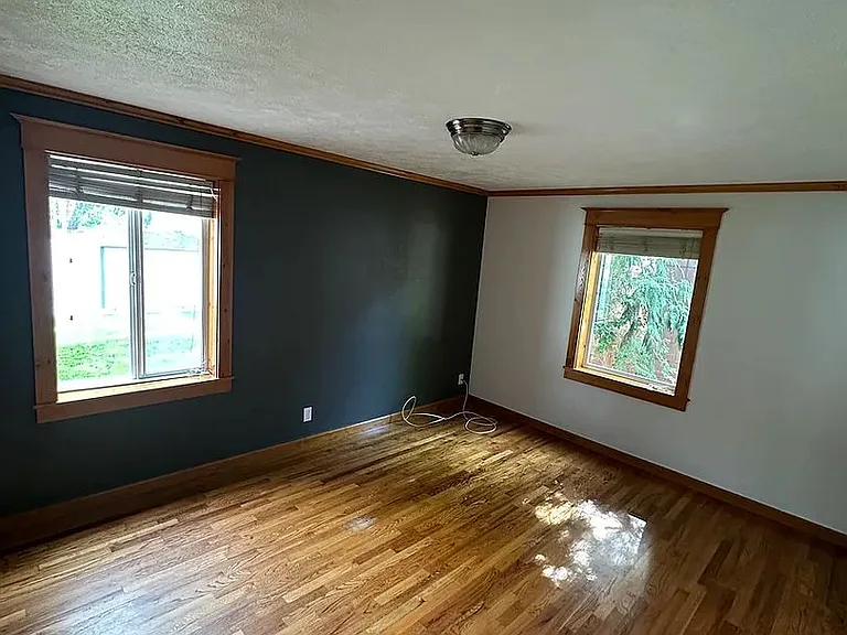 2821 W Rowan Ave — Photo 6