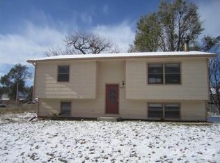 1530 Germond St, Hot Springs, SD 57747
