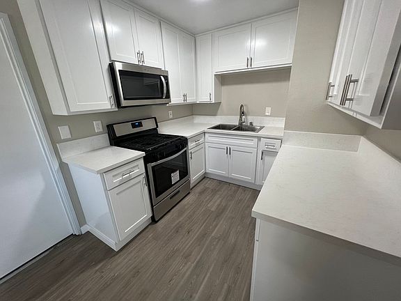 3rd image of 14772 Adams St APT D