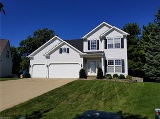 23238 Bridgeport Dr, North Olmsted, OH 44070