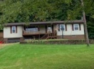 520 Windy Flats Rd, Shelocta, PA 15774