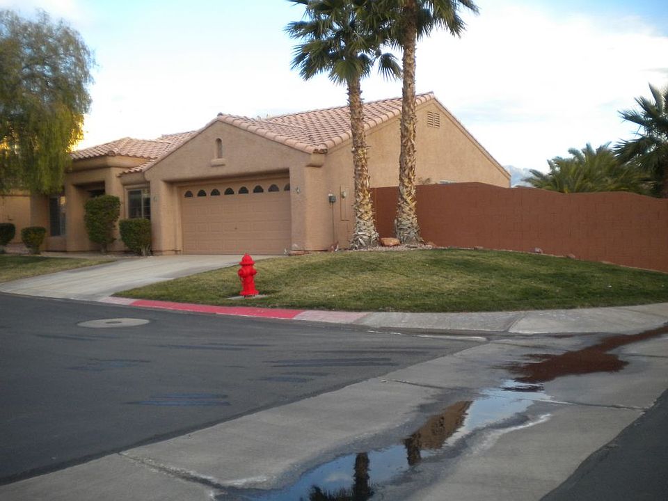 2nd image of 958 Diamond Cir