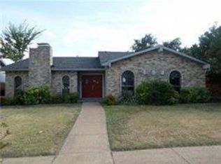 7338 Oakmore Dr, Dallas, TX