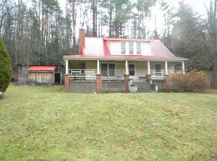 182 E Staggs Creek Rd, Warrensville, NC 28693