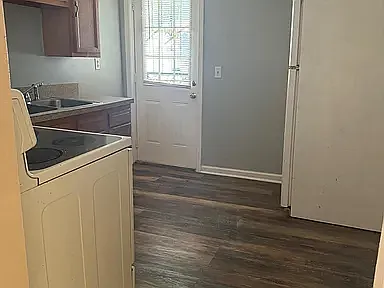 1811 Owen St #2 — Photo 17