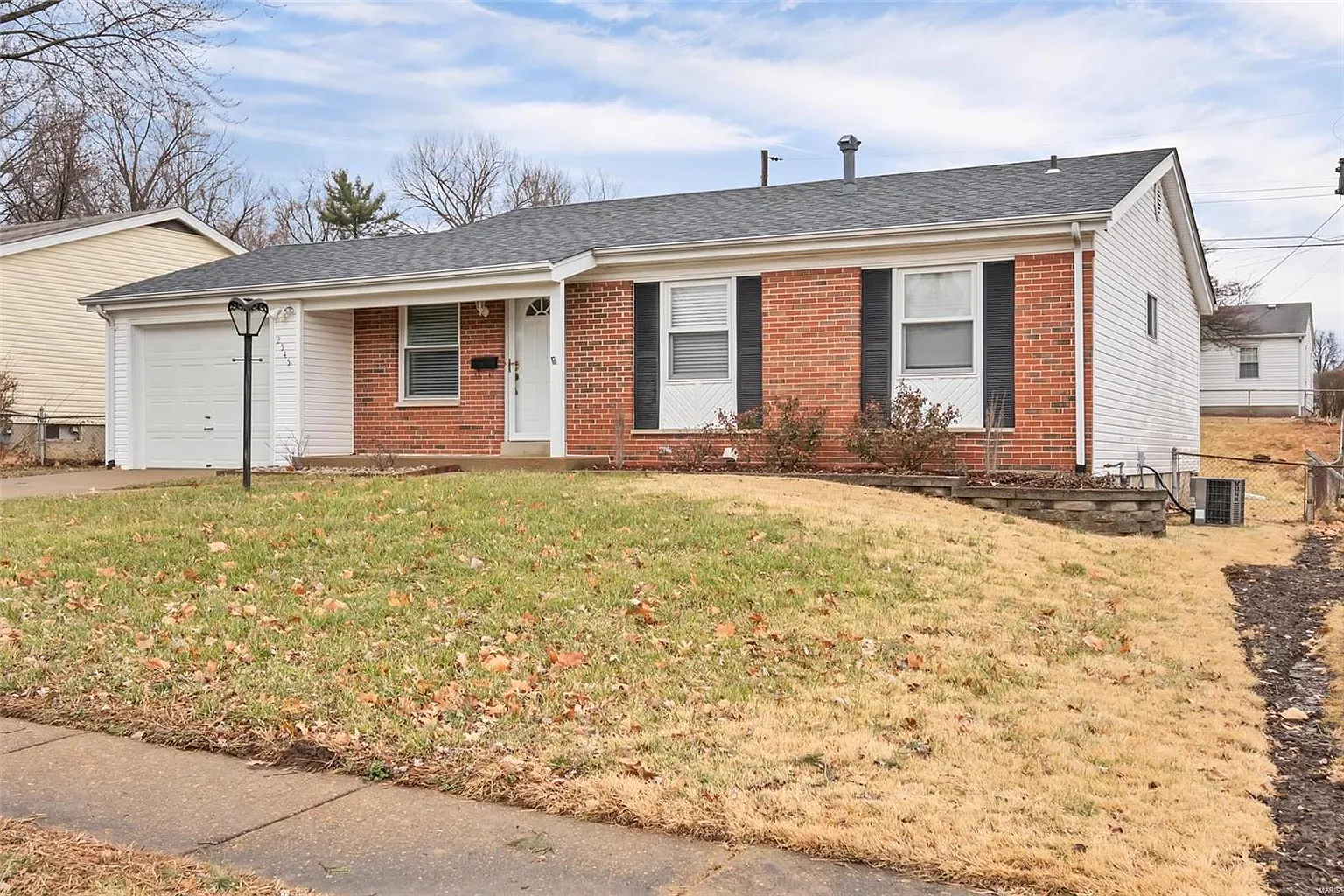 2545 Teakwood Manor Dr photo 1