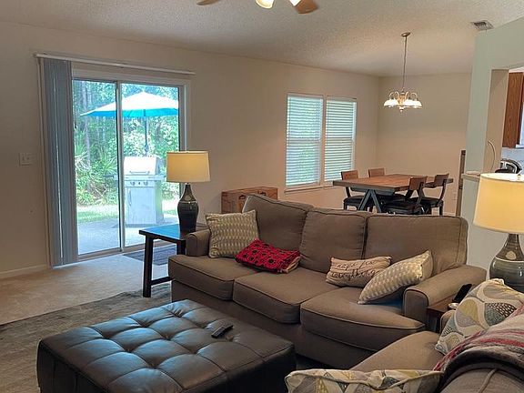 4th image of 13520 Las Brisas Way N