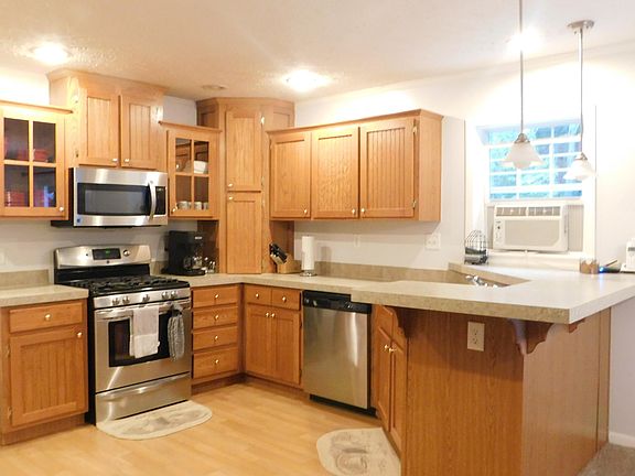 3rd image of 12222 S Luce Ave