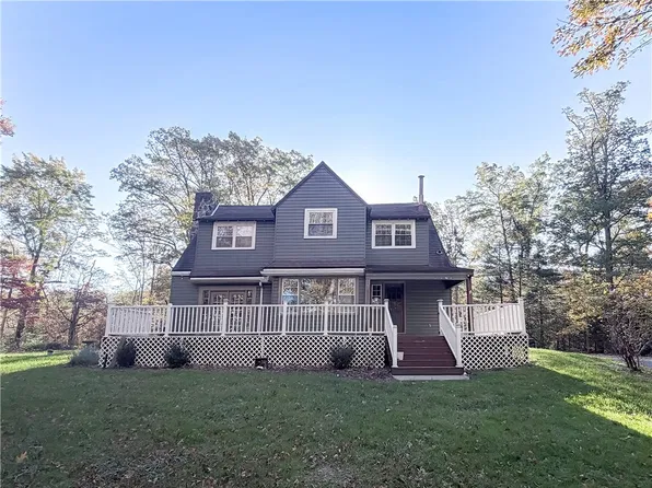 139 Pine Knob Rd, Hopwood, PA 15445