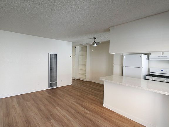 2nd image of 4545 35th St APT 2