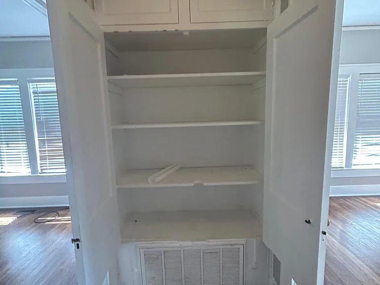 608 N McKinley Ave — Photo 12