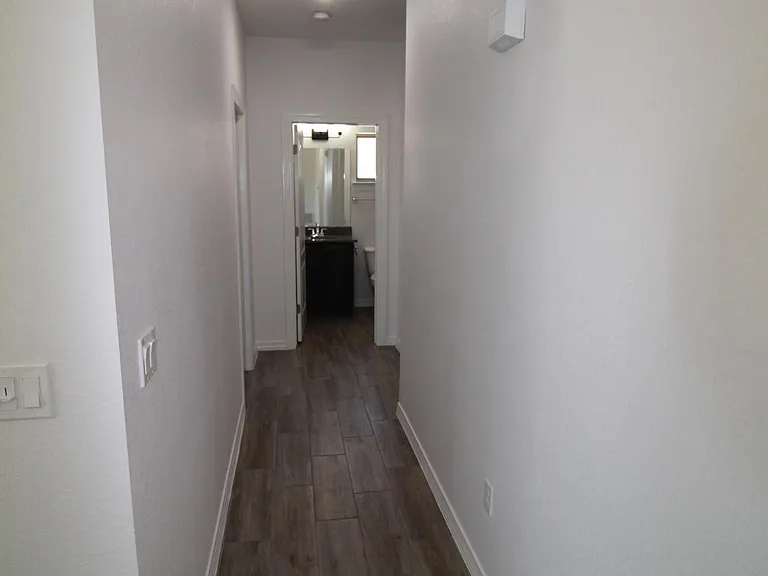 620 Adrian Arellano St W — Photo 31
