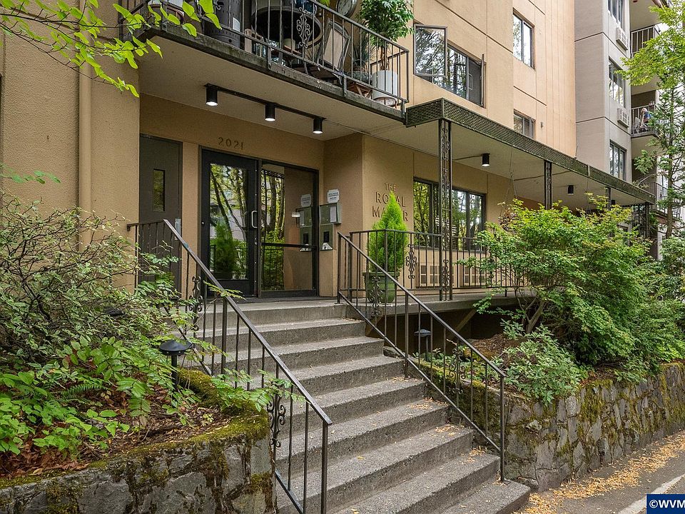 1st image of 2021 SW Main St Unit 32