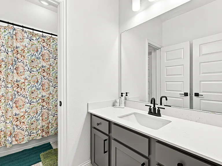 1717 Canals Dr — Photo 22