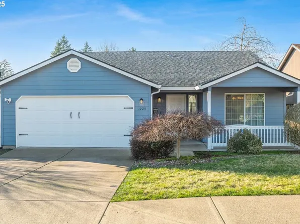 1225 Crystal Ln, Lafayette, OR 97127