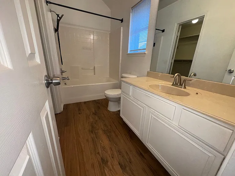 1016 Glenhaven Dr — Photo 30
