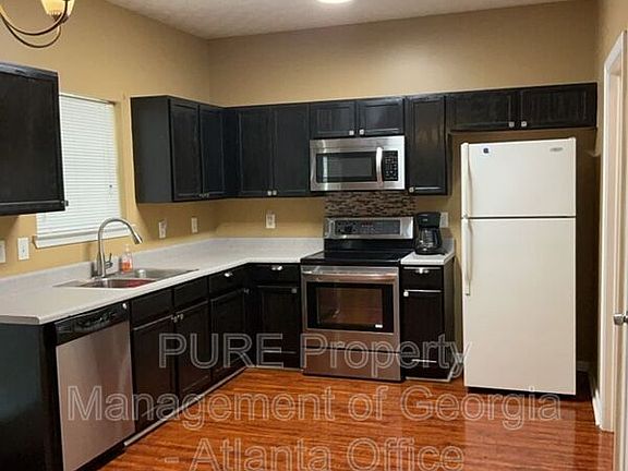 3rd image of 63 Timber Ridge Dr