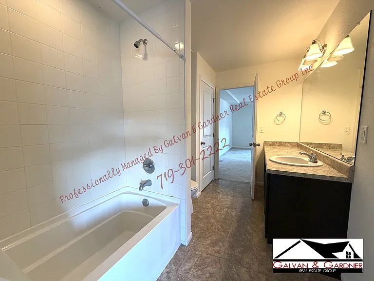 9101 Sentry Dr — Photo 42