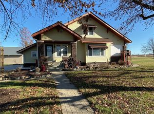 708 Piatt Ave E, Mattoon, IL 61938