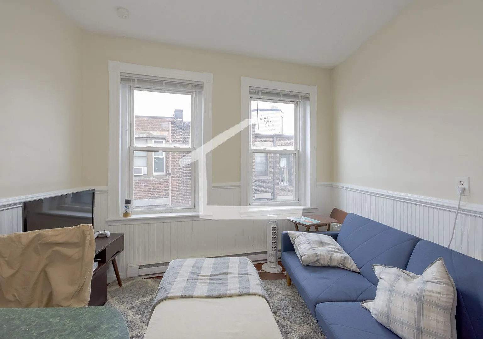 9/1 No Fee! 2BR on Huntington Ave near Longwood, Brigham Cir! — Photo 1