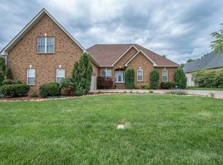 2115 Higgins Ln, Murfreesboro, TN 37130