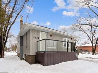 1233 Coric Ave, Burlington, ON L7R3S4