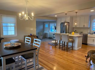 94 Havenhurst Rd, West Springfield, MA 01089