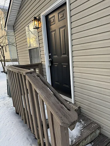 301 Young St Photo 1
