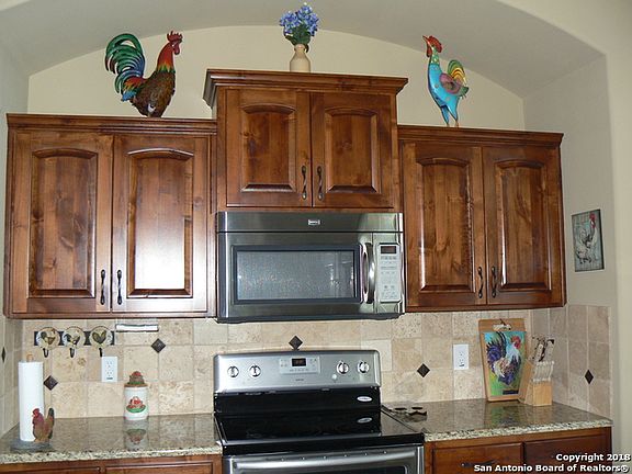 3rd image of 116 N Elise Dr