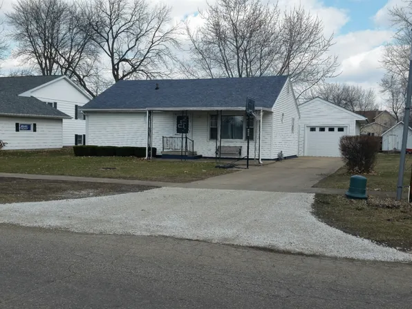 305 S King St, Wyanet, IL 61379
