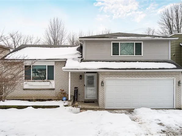 92 Sunset Ct, Amherst, NY 14228