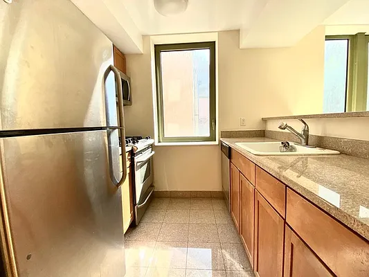 Rented by Keller Williams NYC | media 20