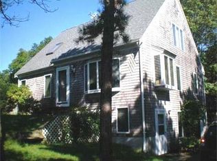 83 Spectacle Pond Dr, East Falmouth, MA 02536