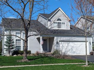 6182 Brookstone Pl, Gurnee, IL 60031