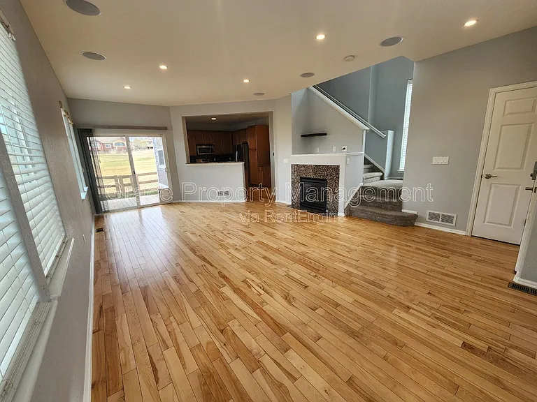 1969 Fairway Pointe Dr — Photo 3