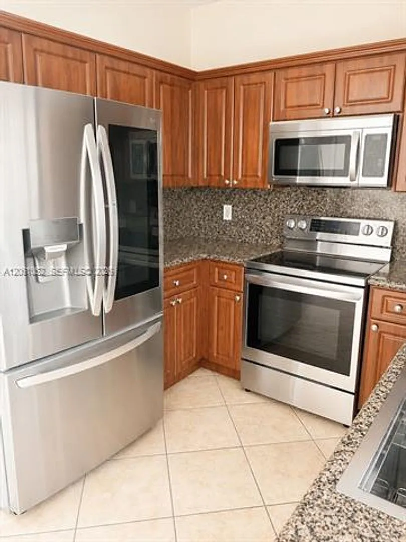 8508 NW 141st Ter cu-501, Miami Lakes, FL 33016 — Photo 1
