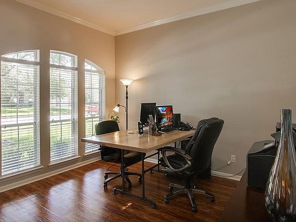 4th image of 17803 Oak Park Bend Ln