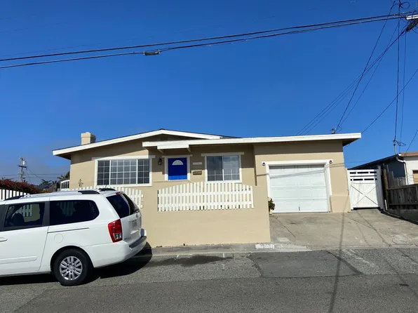 1342 Luzern St, Seaside, CA 93955