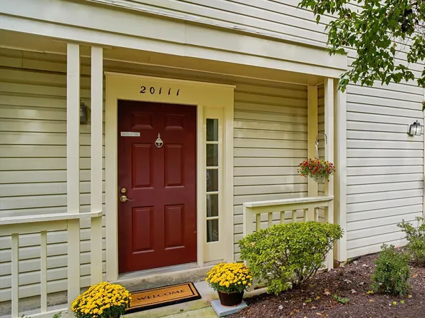 20111 Waterside Dr #107, Germantown, MD 20874