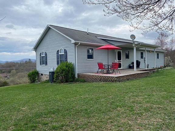 5th image of 324 Westfield Dr