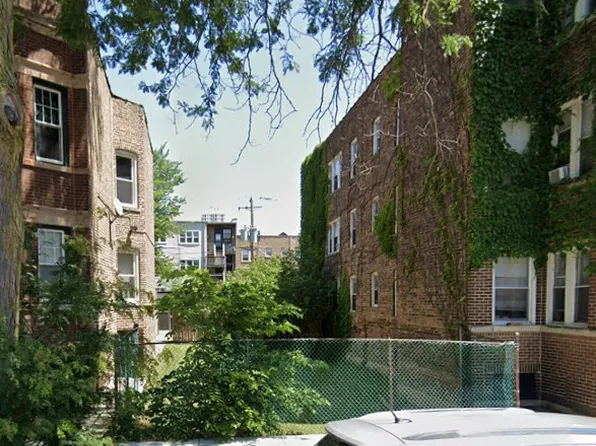 6411 N Newgard Ave, Chicago, IL 60626