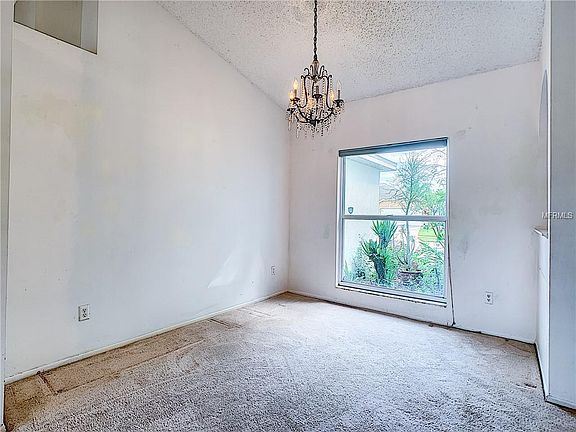 4th image of 12639 Waterhaven Cir