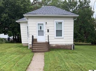 2265 Orchard St, Lincoln, NE 68503