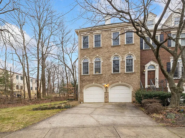 2171 Wolftrap Ct — Photo 3