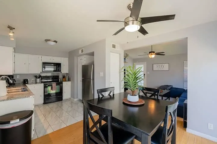 2509 N 87th Way — Photo 4