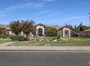 13902 Via La Madera, Bakersfield, CA 93314