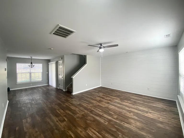 7038 Whittingham Dr — Photo 5