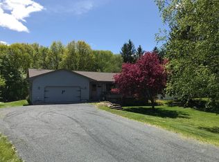 897 1st St, Taylors Falls, MN 55084