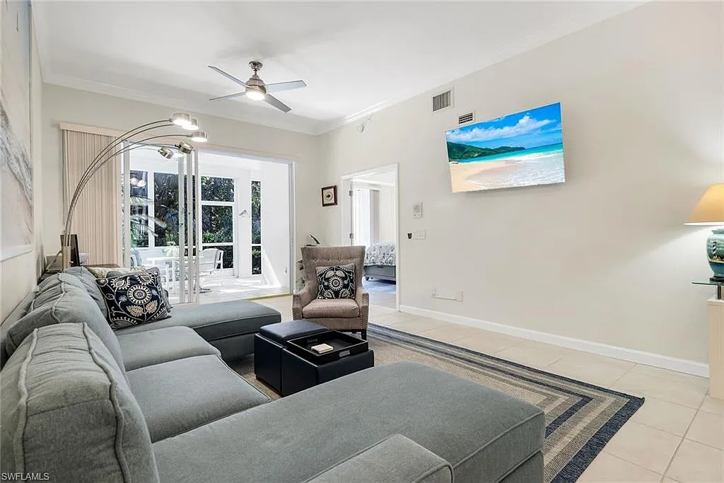 3 bed, 2.0 bath, 1551 sqft, $7,000 — Photo 3